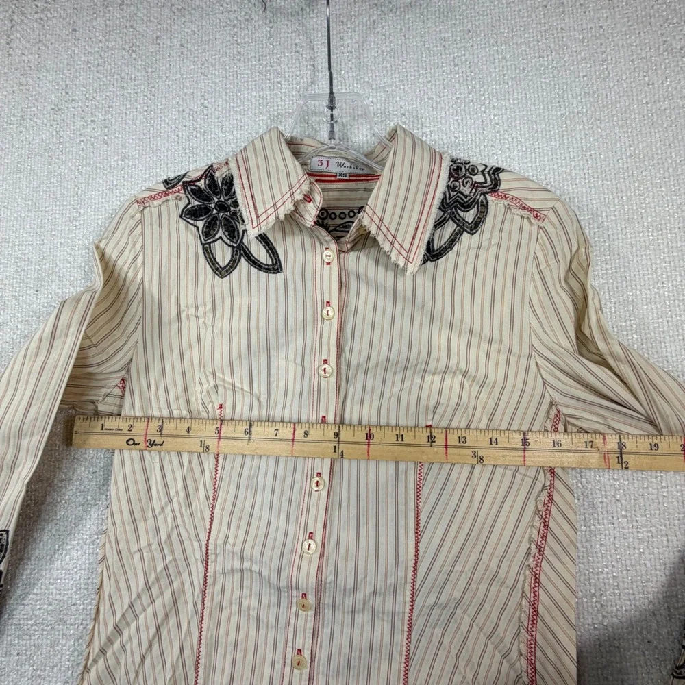 3J Workshop Johnny Was Pinstripe Embroidered Western Shirt XS Cream Red Black